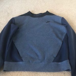 Dark blue nike sweatshirt